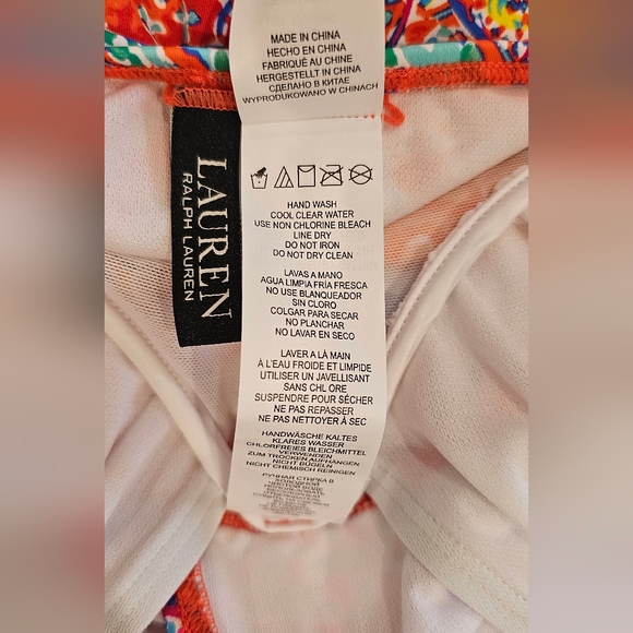 🌞Lauren Ralph Lauren Surplice Printed One-Piece Swimsuit - Amara Patchwork - Picture 7 of 7